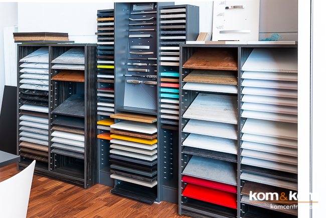 Muestras de acabados y colores de las cocinas de Kom&amp;Kom